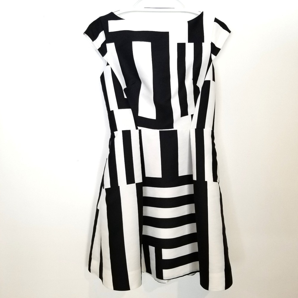 Kate Spade Cut Off Back Bow Dress Sz 4 Striped Black White Fit & Flare Party